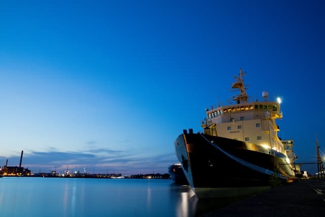 Marine Equipment Chartering